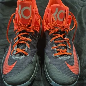 Nike Air KD Trey 5 IV Premium- Size 16